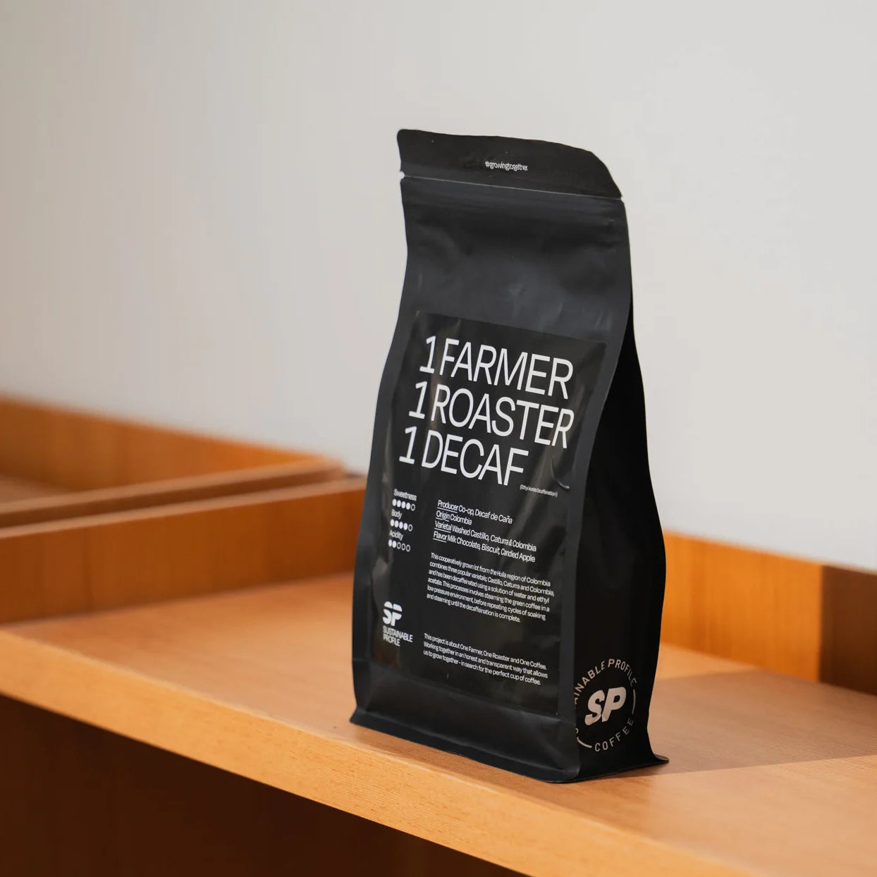 APRIL - Decaf - Sustainable Profile Coffee - Colombia - Washed - Castillo. Caturra, Colombia